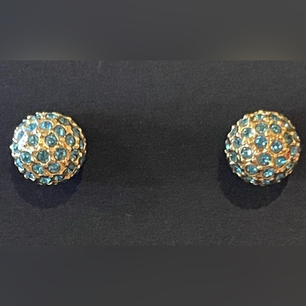 Women’s COACH stud earrings-gold with mini turquoise gems.